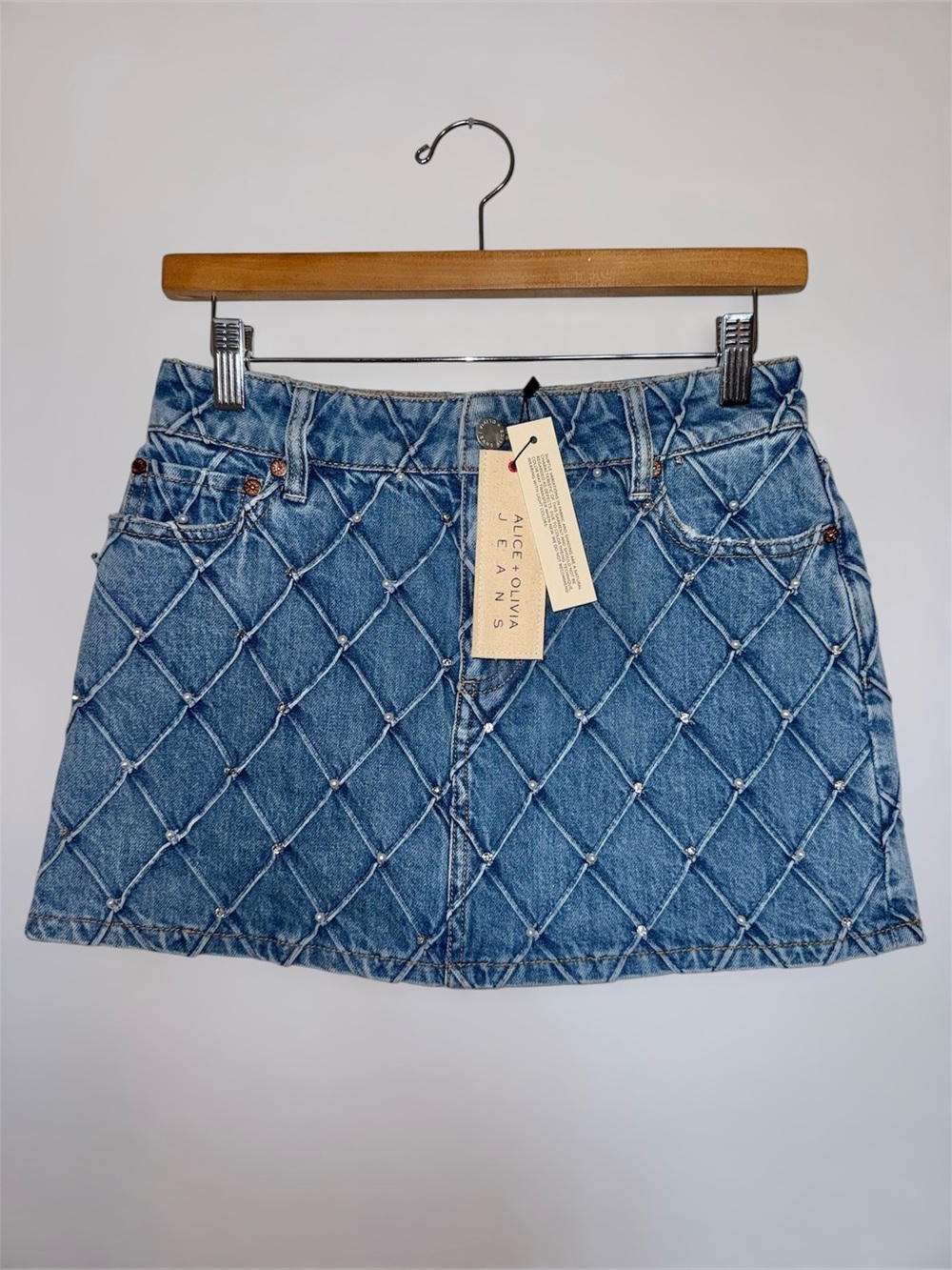 New Alice + Olivia Blue Denim Mini Skirt JOSS HIGH RISE QUILTED EMBELLISHED 💙
